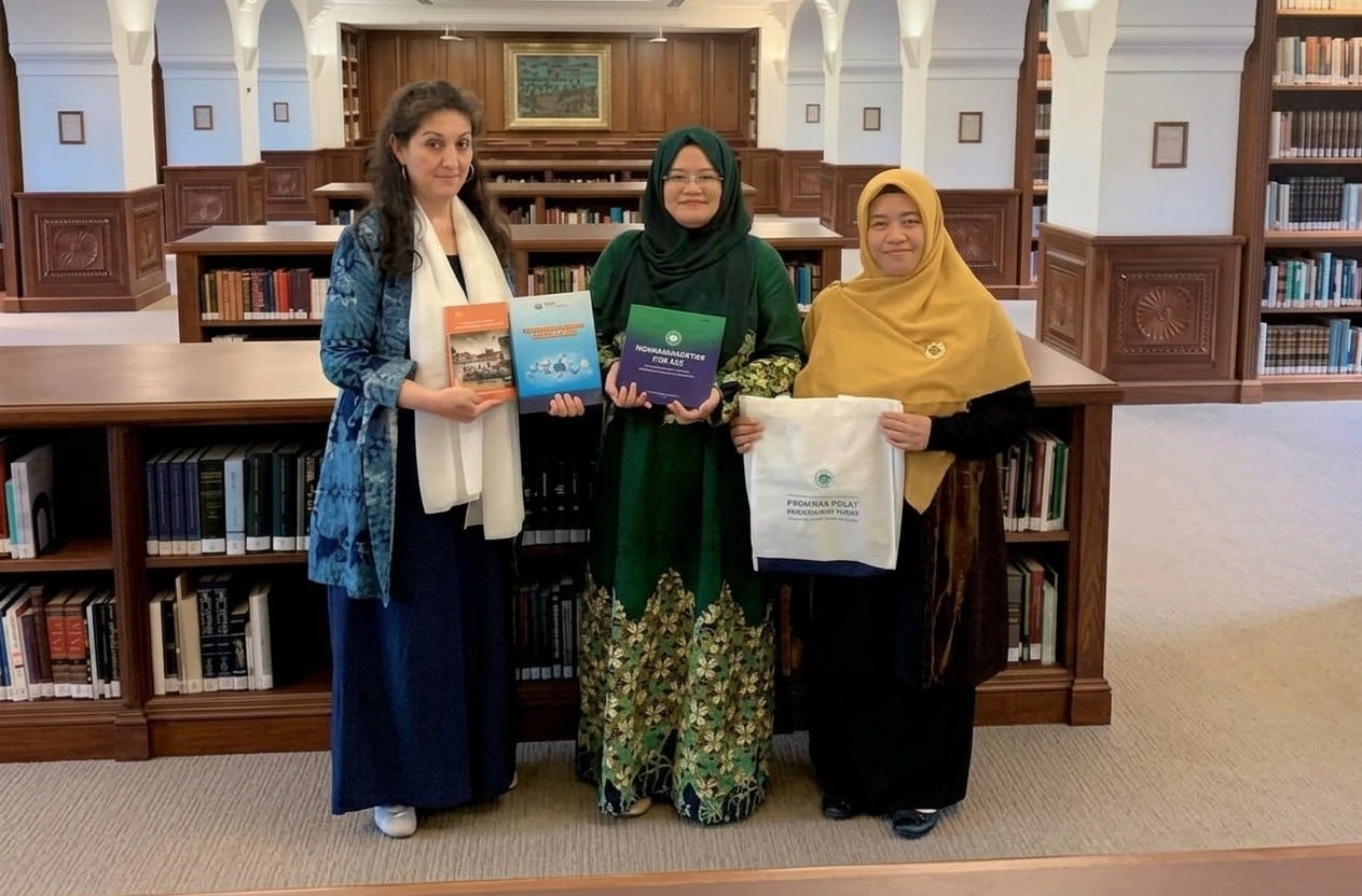 Buku Pemikiran Muhammadiyah dan Majelis Tarjih Resmi Masuk Koleksi Perpustakaan Oxford (OCIS)