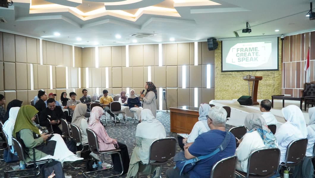 Eco Bhinneka Muhammadiyah Bekali Pengelola Media Keterampilan Produksi Konten Digital